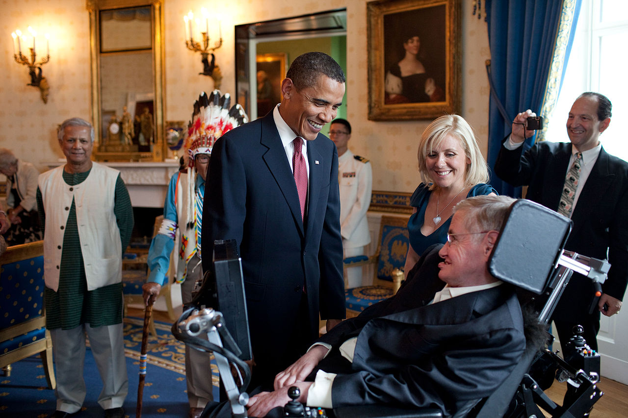 stephen hawking using a clicker